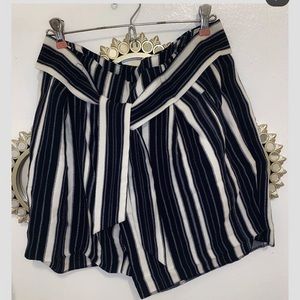 Dressy Highwaisted Shorts